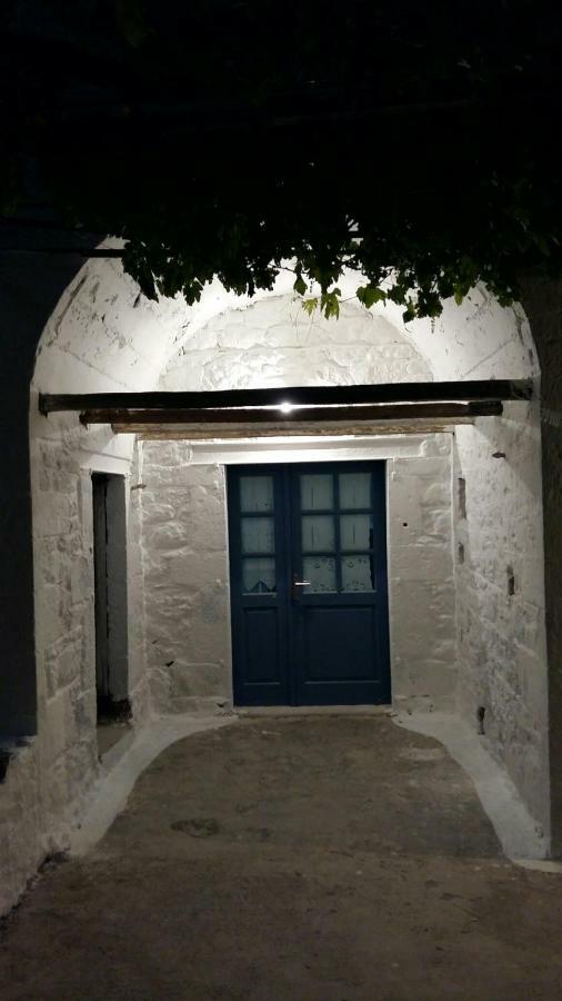 Lovely Traditionnal House With Sea View Tirós Eksteriør billede